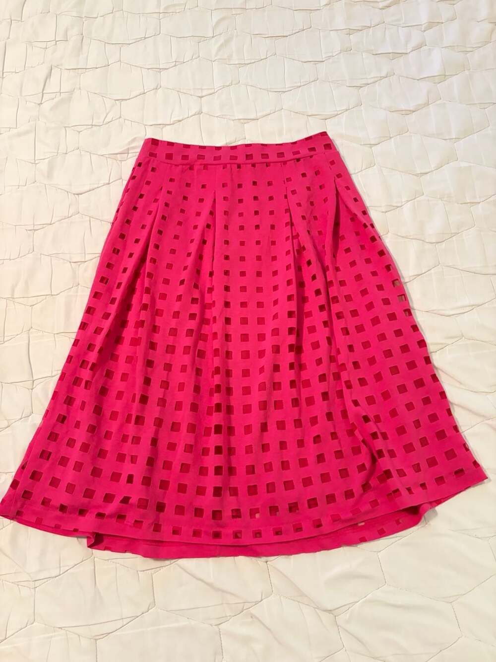 Halogen Hot Pink Laser Cut Mesh Full Midi Skirt Size 4P Preppy Teacher Barbie